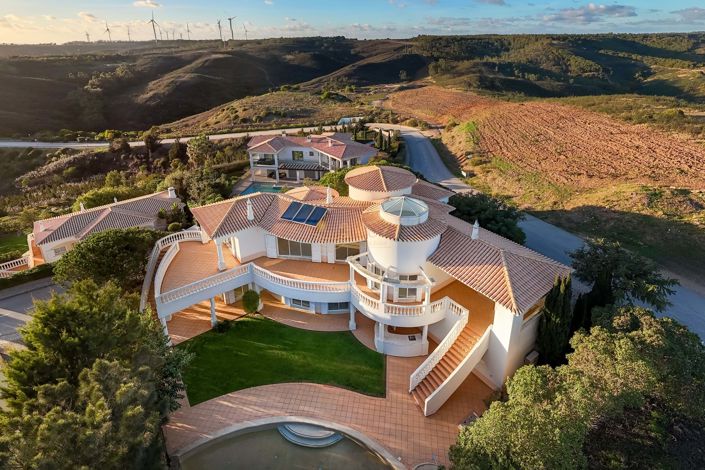 Image No.7-4 Bed Villa for sale