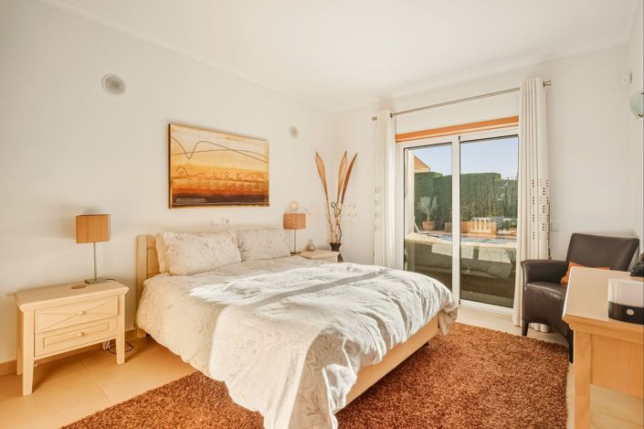 Image No.26-5 Bed Villa for sale