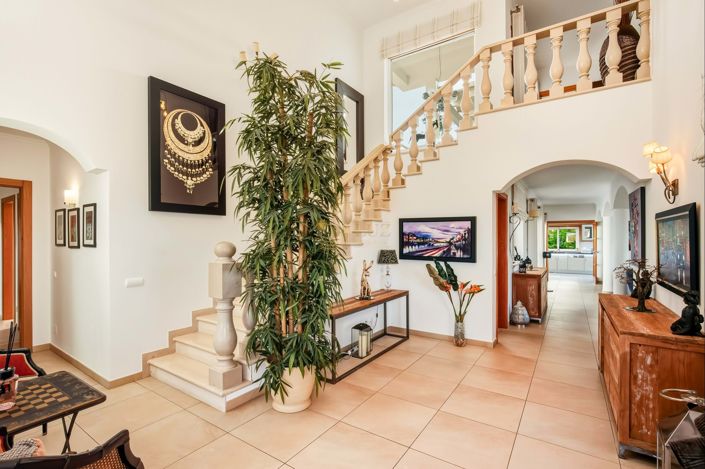 Image No.29-5 Bed Villa for sale