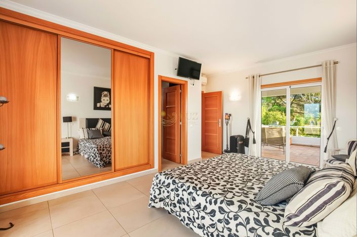 Image No.32-5 Bed Villa for sale