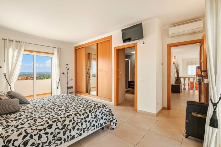 Image No.33-5 Bed Villa for sale