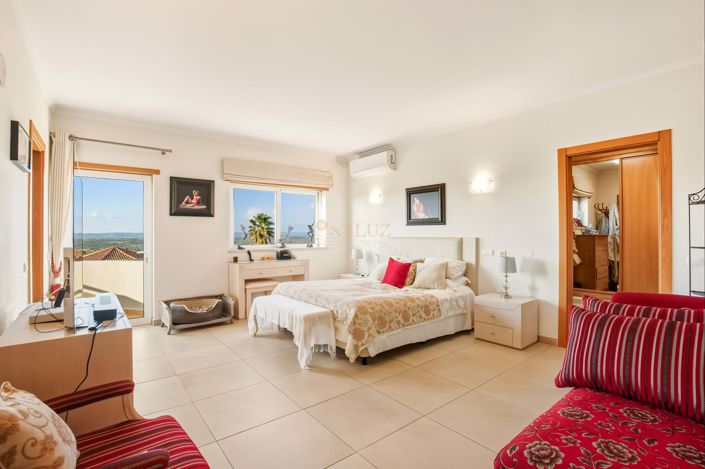 Image No.35-5 Bed Villa for sale