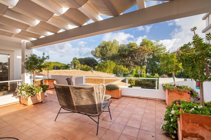 Image No.48-5 Bed Villa for sale