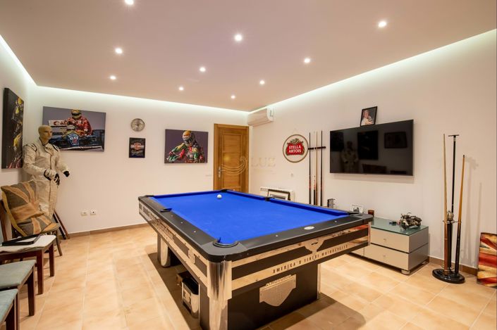 Image No.53-5 Bed Villa for sale