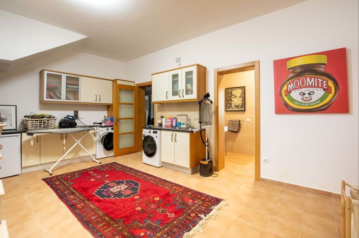 Image No.56-5 Bed Villa for sale