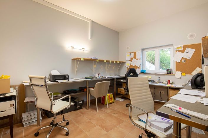 Image No.59-5 Bed Villa for sale