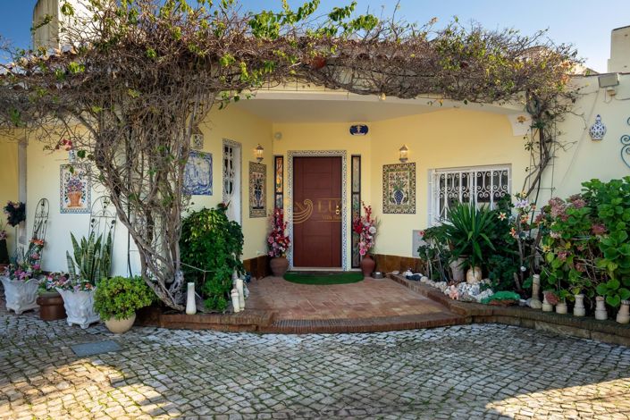 Image No.17-4 Bed Villa for sale