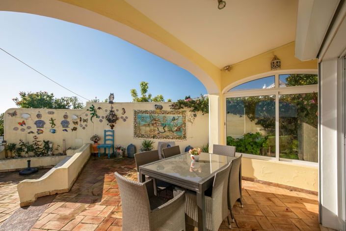 Image No.20-4 Bed Villa for sale