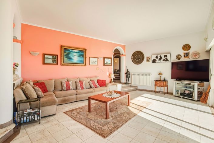 Image No.43-4 Bed Villa for sale