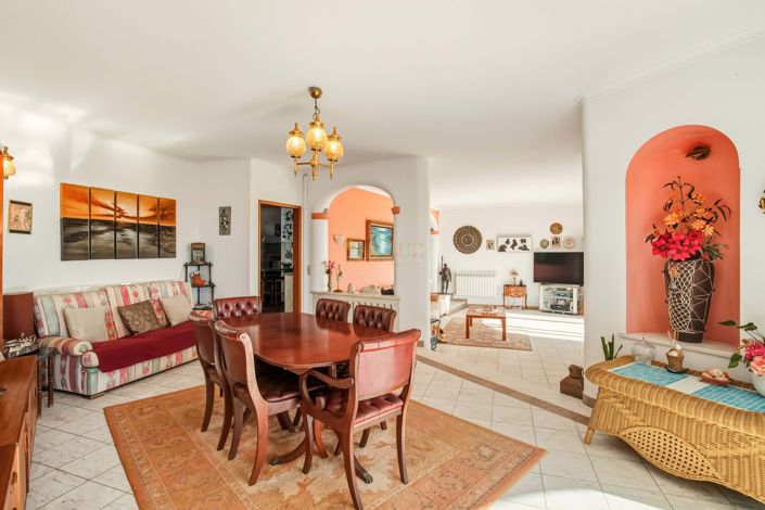 Image No.46-4 Bed Villa for sale