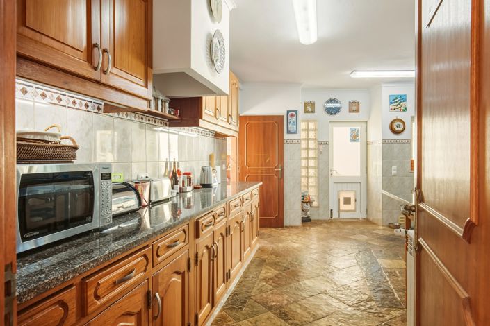 Image No.48-4 Bed Villa for sale