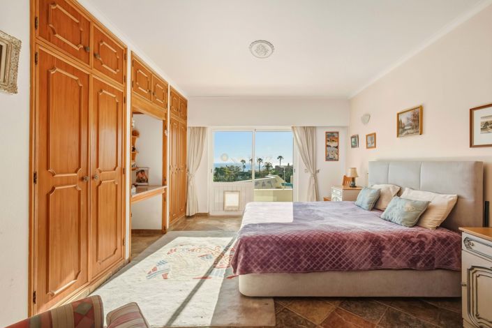 Image No.52-4 Bed Villa for sale