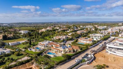 4958-764178-a6b56ac677102989ead21edcaf149190a