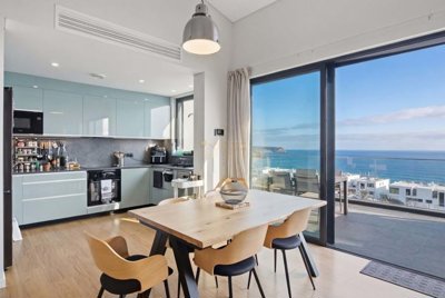 4958-790360-a6b56ac677102989ead21edcaf149190a