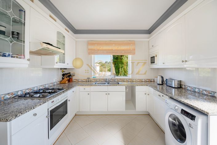 Image No.19-4 Bed Villa for sale