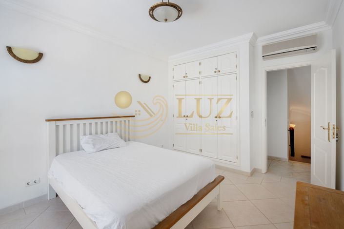 Image No.27-4 Bed Villa for sale