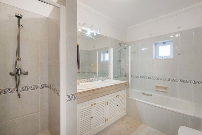 Image No.29-Villa de 4 chambres à vendre à Santa Maria