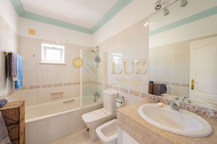 Image No.41-4 Bed Villa for sale