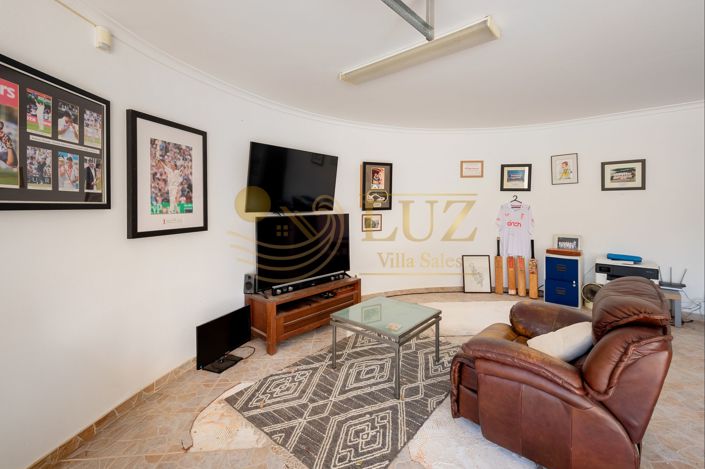 Image No.47-4 Bed Villa for sale