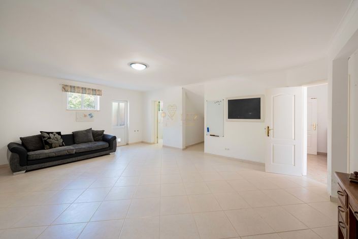 Image No.47-Villa de 4 chambres à vendre à Santa Maria