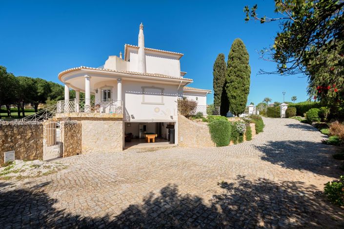 Image No.6-Villa de 4 chambres à vendre à Santa Maria