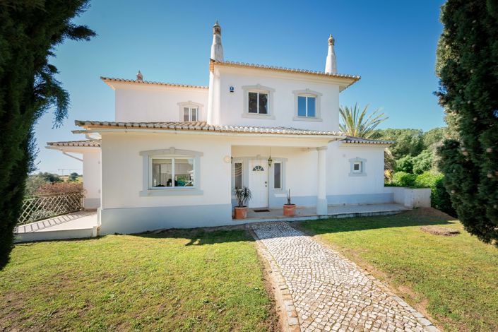 Image No.7-Villa de 4 chambres à vendre à Santa Maria