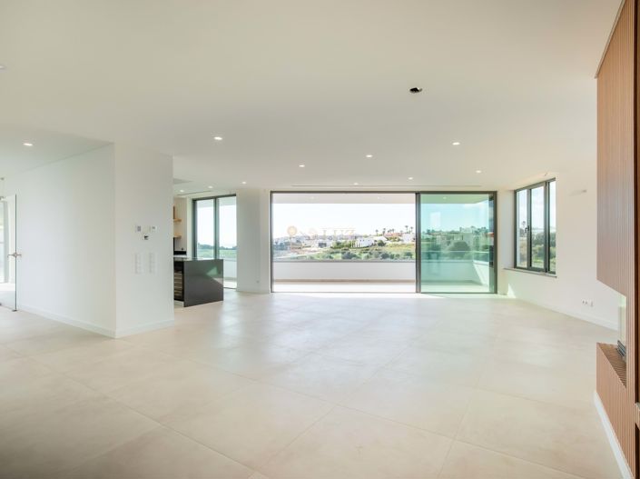 Image No.22-4 Bed Villa for sale