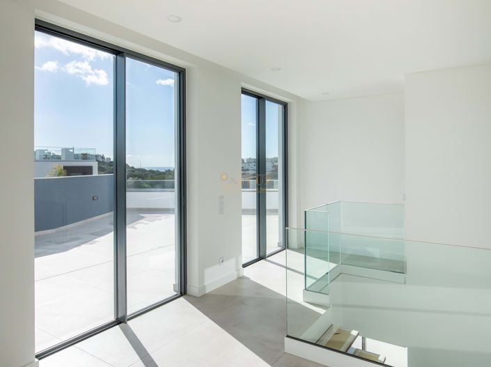 Image No.31-4 Bed Villa for sale