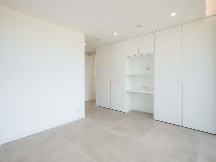 Image No.38-4 Bed Villa for sale