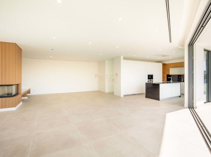 Image No.39-4 Bed Villa for sale