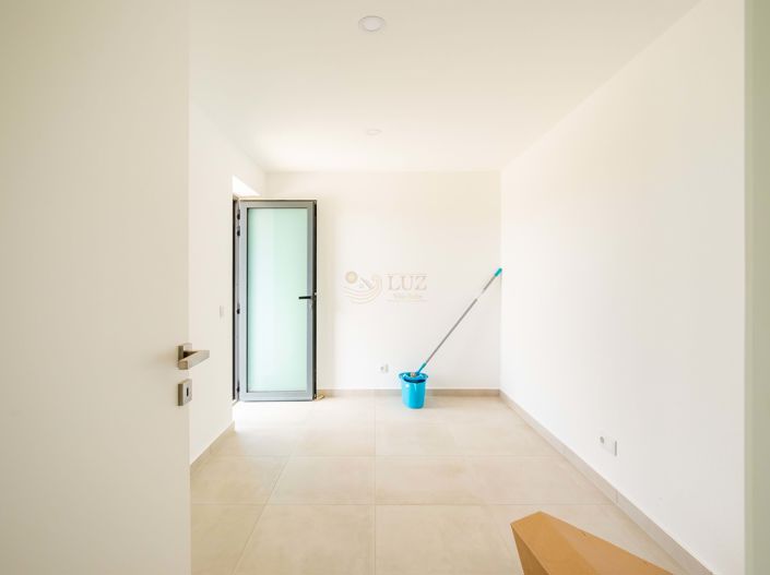 Image No.50-4 Bed Villa for sale