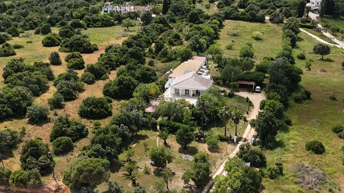 Image No.2-5 Bed Villa for sale