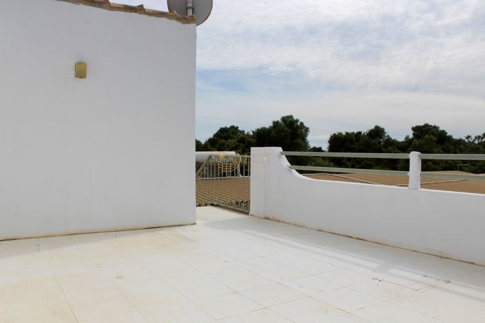 Image No.48-5 Bed Villa for sale