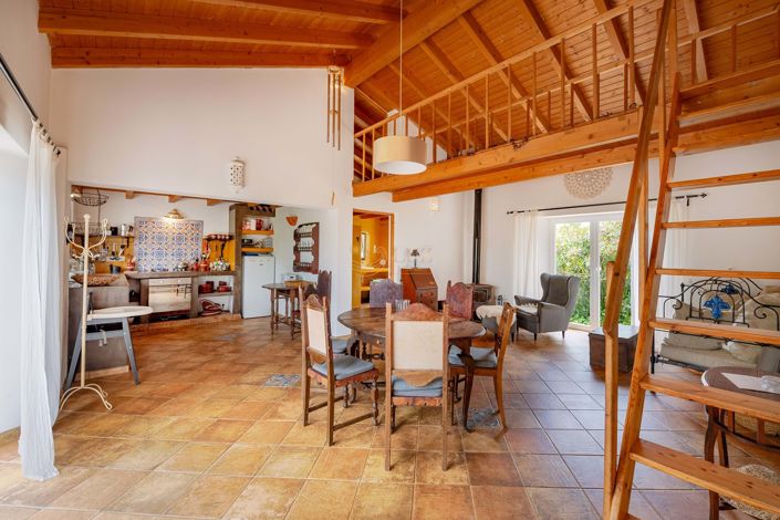 Image No.23-6 Bed Farmhouse for sale