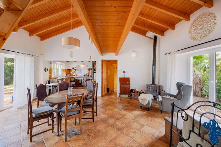 Image No.24-6 Bed Farmhouse for sale