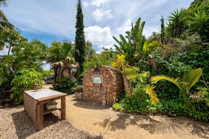 Image No.4-6 Bed Farmhouse for sale