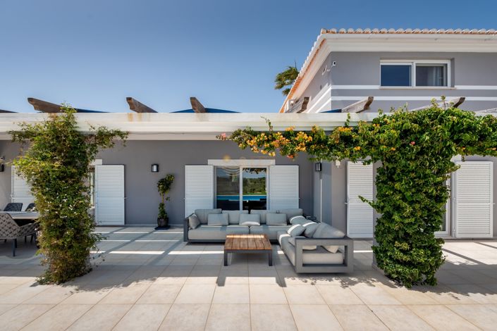 Image No.14-5 Bed Villa for sale