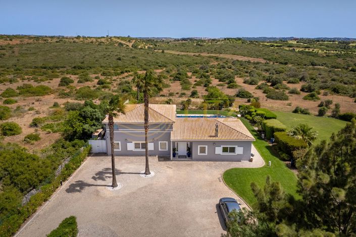 Image No.6-Villa de 5 chambres à vendre à Lagos