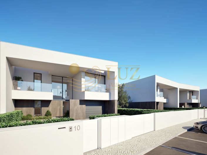 Image No.9-4 Bed Villa for sale