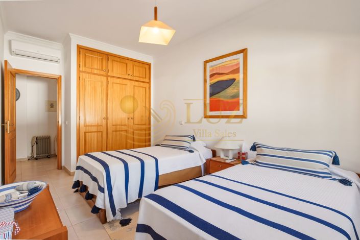 Image No.12-2 Bed Apartment for sale