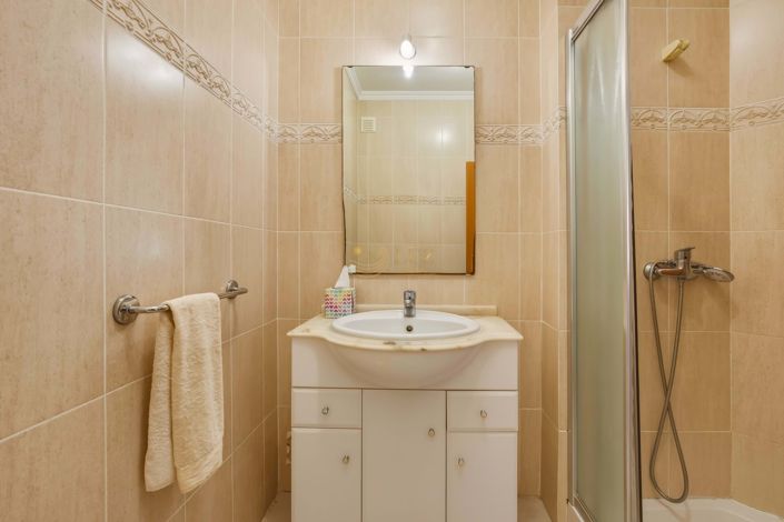 Image No.18-2 Bed Apartment for sale
