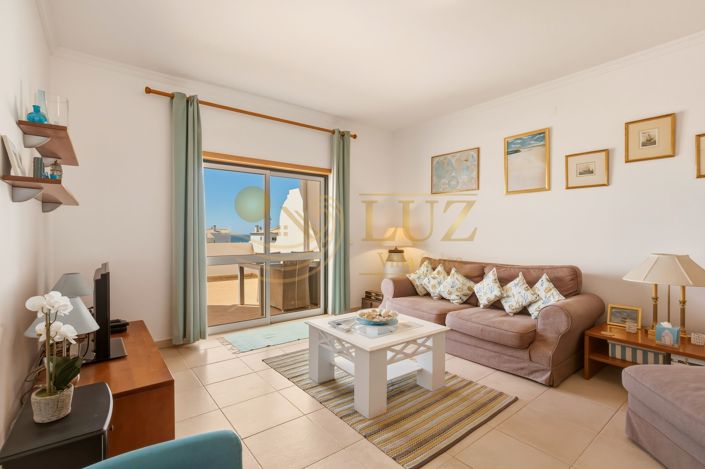 Image No.20-2 Bed Apartment for sale