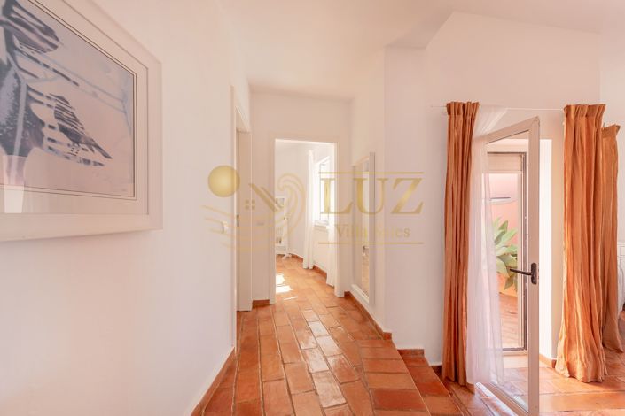 Image No.17-1 Bed Apartment for sale
