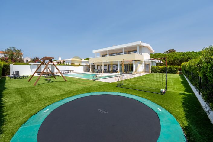 Image No.56-4 Bed Villa for sale