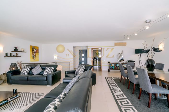 Image No.19-4 Bed Villa for sale