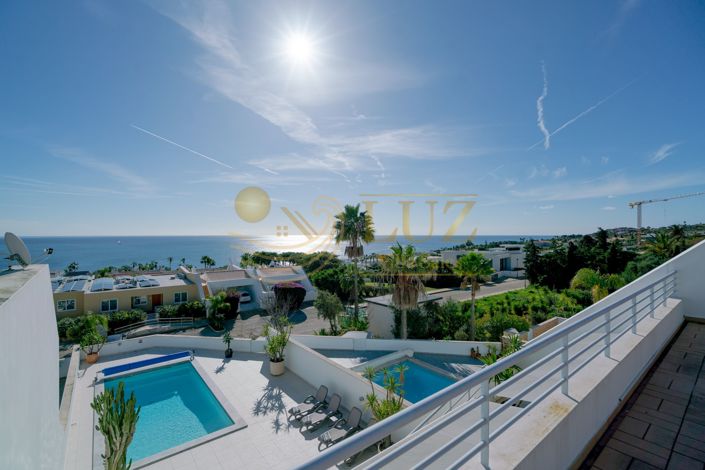 Image No.3-4 Bed Villa for sale