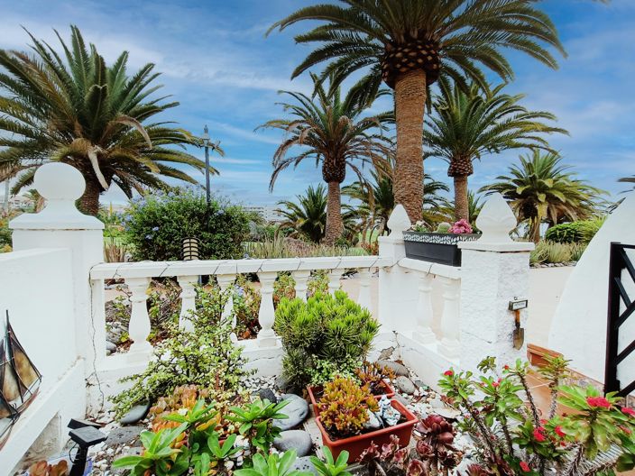 Image No.18-2 Bed Property for sale