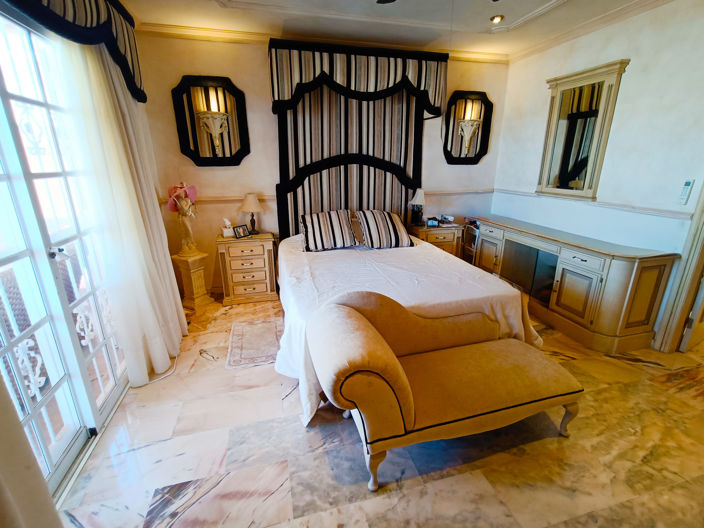 Image No.8-Villa de 4 chambres à vendre à Callao Salvaje