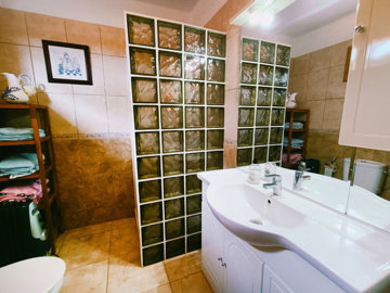 propertyattachment1bosh97qkm20251023123103