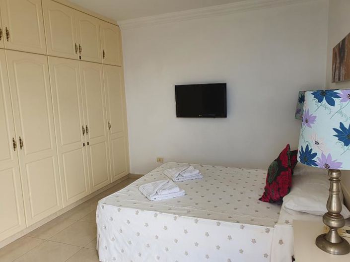 Image No.8-3 Bed Property for sale